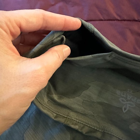 Prana camo print BIKE SHORTS brand new NWOT pockets workout leggings xs Electra - Picture 3 of 4